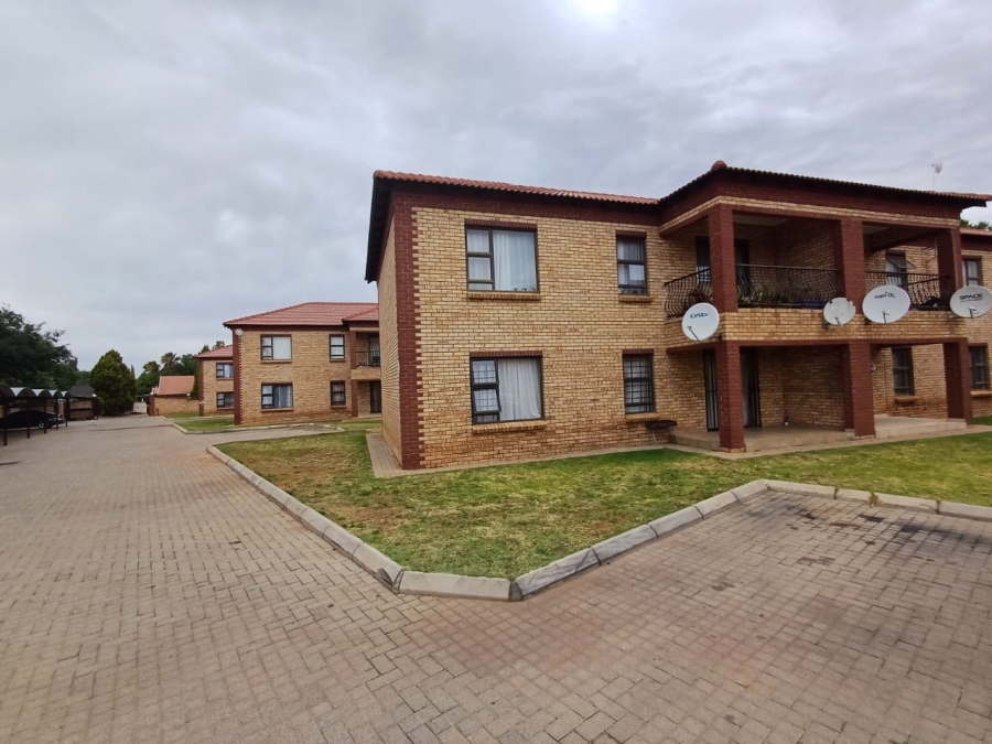 2 Bedroom Property for Sale in Flamwood North West